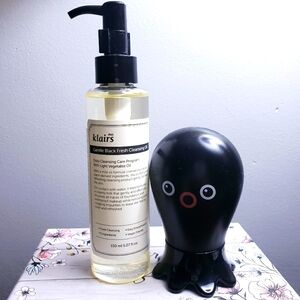 Klairs Cleansing Oil & Tony Moly Tako Pore Black Peel Off Mask